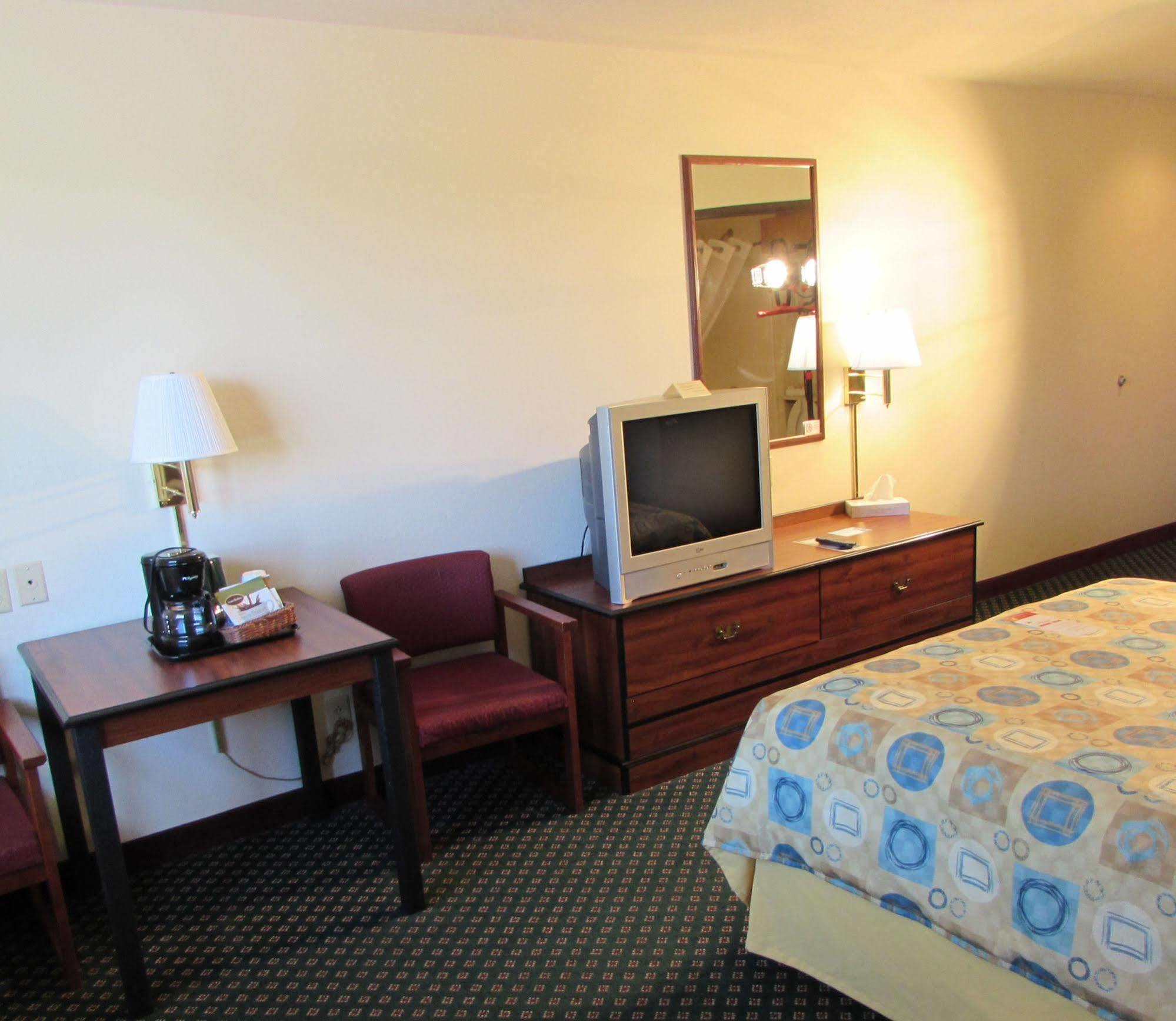 Super 8 By Wyndham Omaha Eppley Airport/Carter Lake Exterior photo