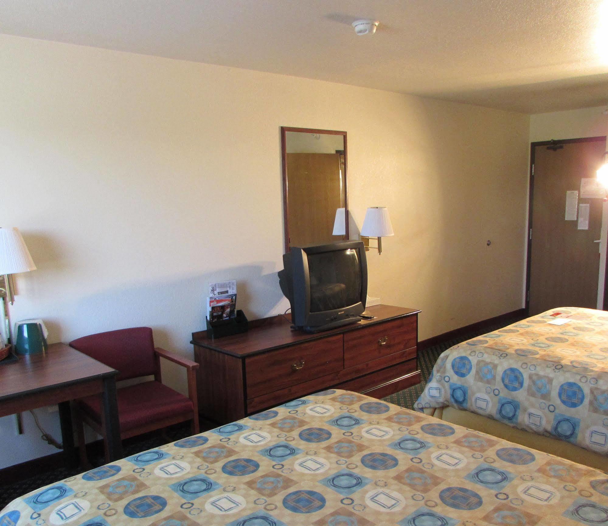 Super 8 By Wyndham Omaha Eppley Airport/Carter Lake Exterior photo